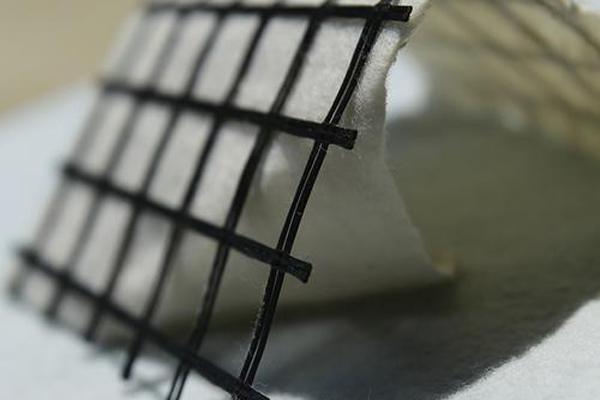 復合土工格柵墊詳解：作用、特點與應用領域  第2張