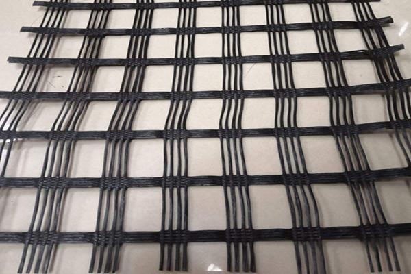 瀝青路面上應用玻纖土工格柵的優勢大揭秘  第3張