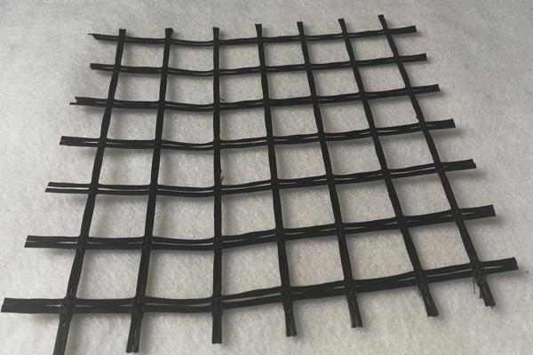 雙向塑料土工格柵的生產(chǎn)制作流程